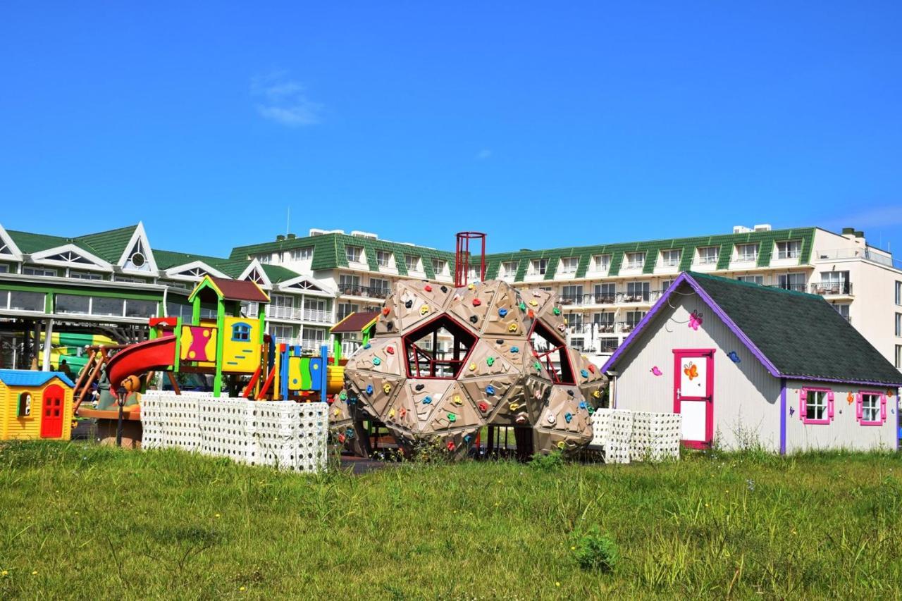 Eco Therma Village Kranevo Luaran gambar Playground at the resort