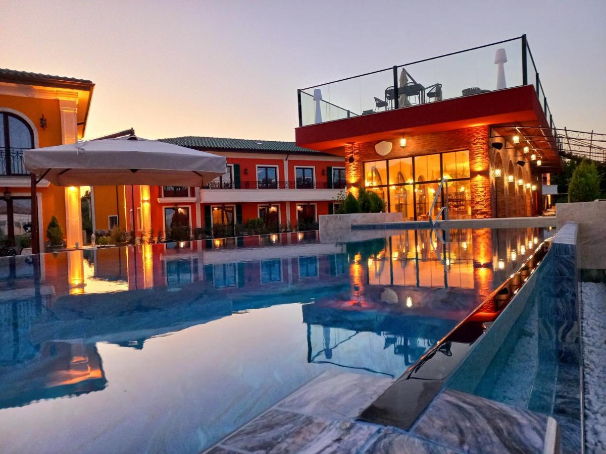 Eco Therma Village Kranevo Luaran gambar The hotel's pool